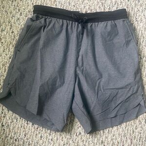 Men’s Small Grey Greyson Athletic Shorts with Camo waistband. 7in inseam.
